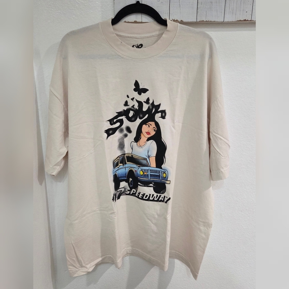 NWOT Olivia Rodrigo - Unisex Sour Airbrush T-Shirt - Picture 3 of 5